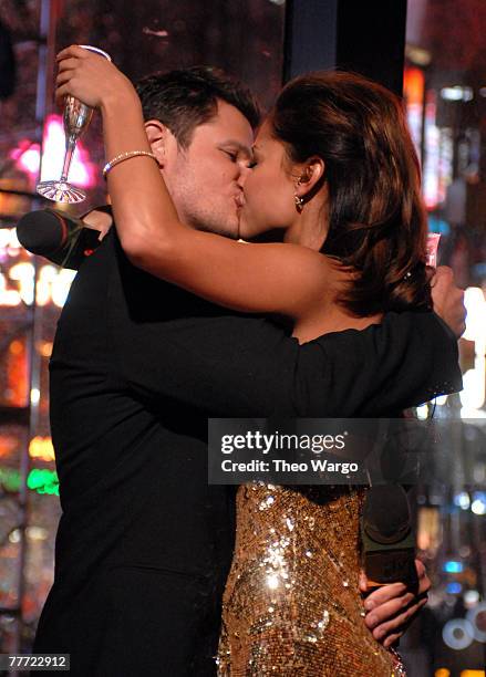 Nick Lachey and Vanessa Minnillo