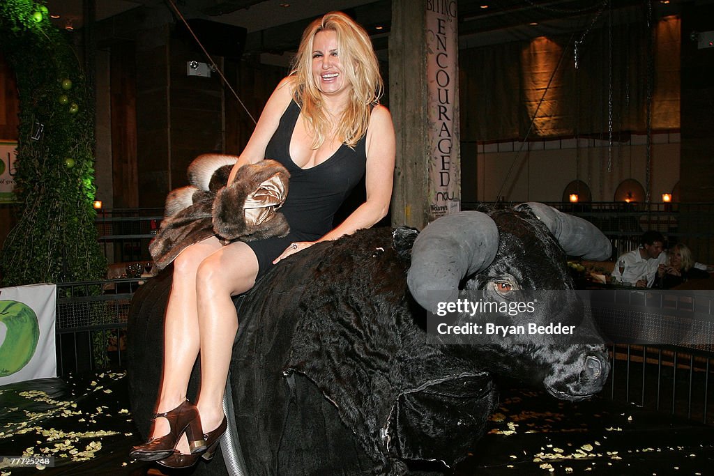 Idealbite.com Celebrates Launch With Garden Of Hedonism Party