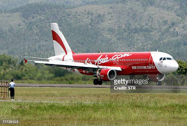 Air Asia plane arrive at Sultan Iskandar Muda airport in Banda Aceh, 06 November 2007. Indonesia's Aceh province welcomed its first international...
