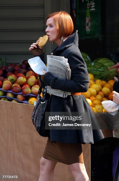 Actress Cynthia Nixon On Location for "Sex and the City: The Movie" in New York City on October 17, 2007.