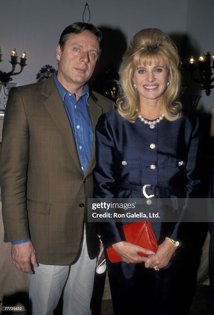 Cocktail Party for the 5th Avenue Art and Antiques Show - May 11, 1994