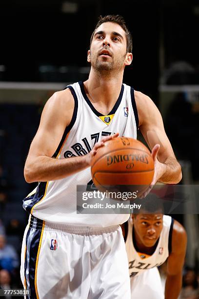 Juan Carlos Navarro of the Memphis Grizzlies shoots a free throw during the game against the Indiana Pacers on October 26, 2007 at FedExForum in...