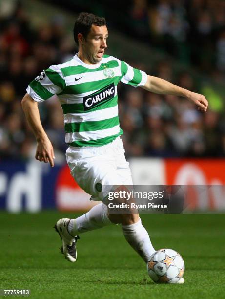 Scott McDonald of Celtic in action during the UEFA Champions League Group D match between Celtic and Benfica at Celtic Park on November 6, 2007 in...