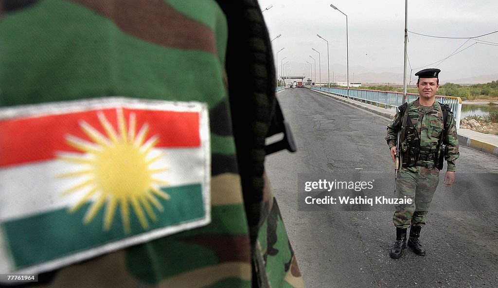 Iraqi Kurdish Peshmerga Increase Security at Border with Turkey