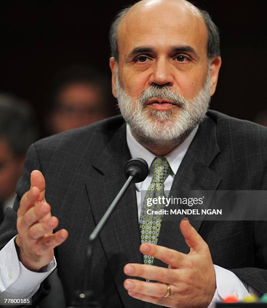 Federal Reserve Board Chairman Ben Bernanke testifies before the Joint Economic Committee on the ?economic outlook? 08 November 2007 in the Hart...