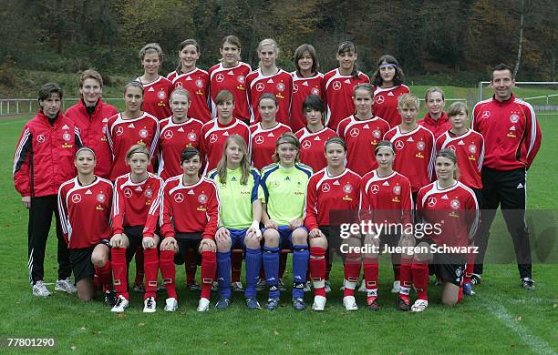 The Women Under 15 German National Soccer Team poses on November 8, 2007 in Hennef, Germany. Picture shows in back row LtoR: Tatjana Musil, Pia...