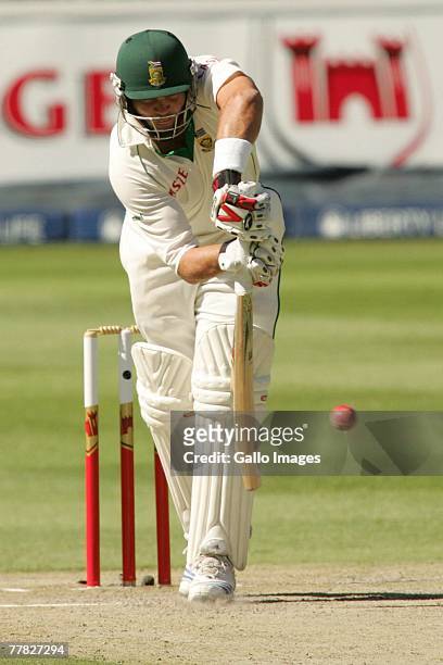 Jacques Kallis in action during day two of the 1st test match between South Africa and New Zealand held at the Wanderers Stadium on November 9, 2007...