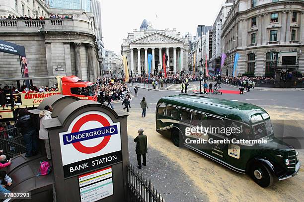 General view from Mansion House during The Lord Mayor's Show on November 10, 2007 in London. The traditional yearly procession is 3 miles long and...