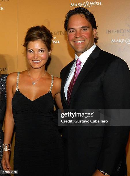 Mike Piazza Wife Photos and Premium High Res Pictures - Getty Images