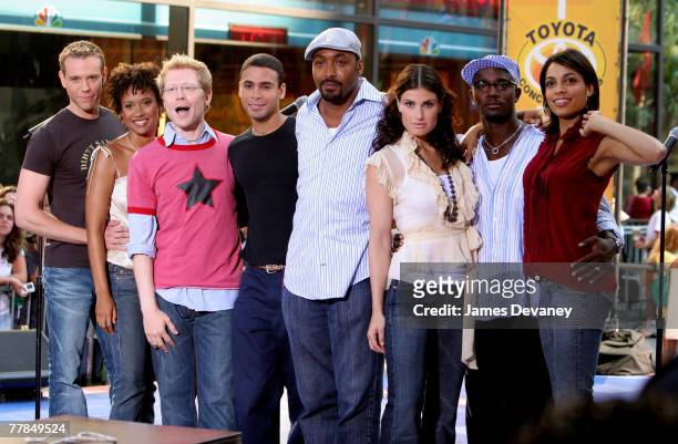 Adam Pascal, Tracie Thoms, Anthony Rapp, Wilson Jermaine Heredia, Jesse L. Martin, Idina Menzel, Taye Diggs and Rosario Dawson from the movie "Rent"