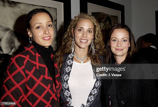 Jennifer Beals, Elizabeth Berkley & Samantha Mathis