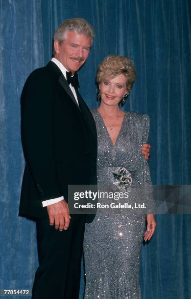 Actress Florence Henderson and actor Robert Reed attending 41st Annual Primetime Emmy Awards on September 17, 1989 at the Pasadena Civic Auditorium...