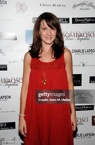 Lisa Rotondi Photos and Premium High Res Pictures - Getty Images