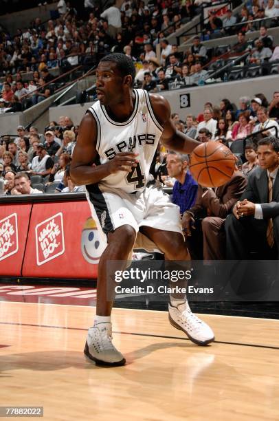 Michael Finley of the San Antonio Spurs moves the ball during the game against the Sacramento Kings on November 2, 2007 at the AT&T Center in San...