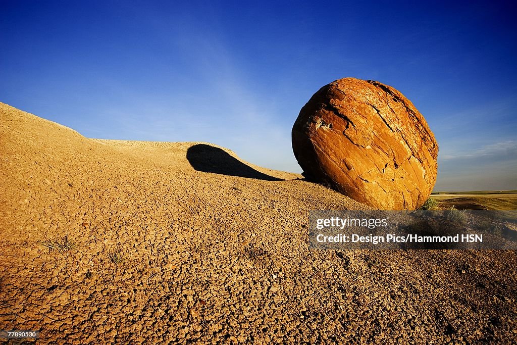 Red rock boulder