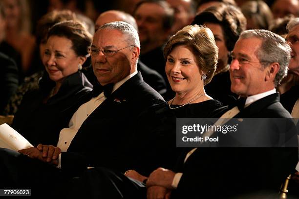 Colin Bush Wife Of George W Bush Photos and Premium High Res Pictures - Getty Images