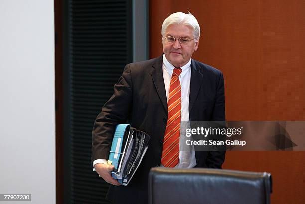 German Foreign Minister Frank-Walter Steinmeier arrives for the weekly German government cabinet meeting November 14, 2007 in Berlin, Germany....