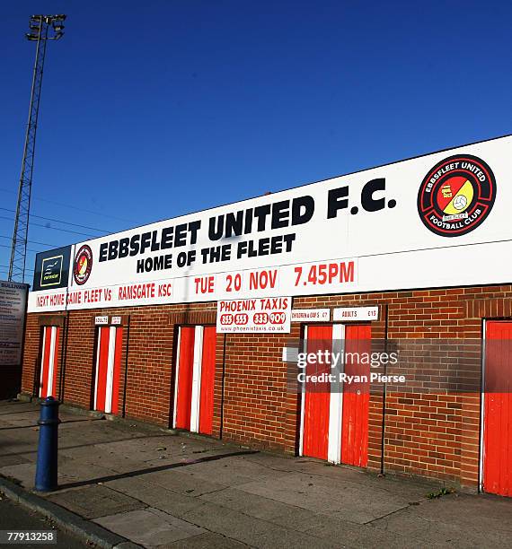 Stonebridge Front Ebbsfleet United Photos and Premium High Res Pictures - Getty Images