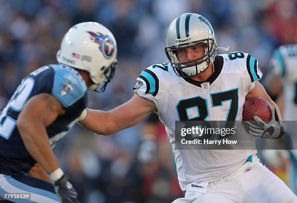 Jeff King of the Carolina Panthers carries the ball against the Tennessee Titans during the third quarter at LP Field on November 4, 2007 in...