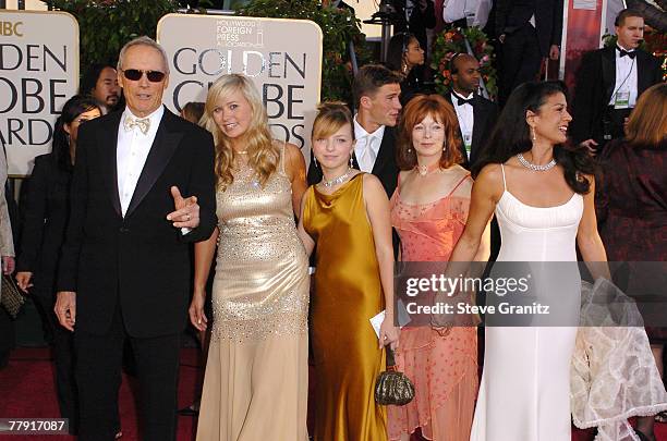 Clint Eastwood, daughter Kathryn Eastwood, daughter Francesca Fisher-Eastwood, Frances Fisher and wife Dina Eastwood