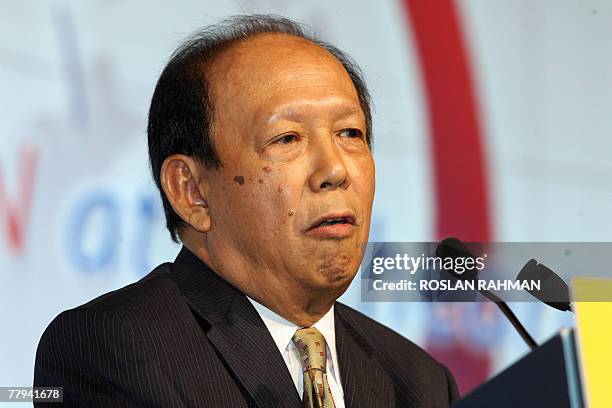 Musa Prim 110 Tun Musa Hitam Stock Photos, High-Res Pictures, and Images - Getty ...