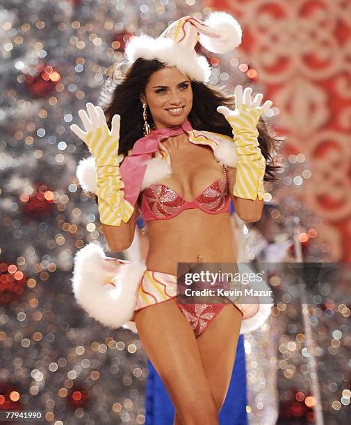 Model Adriana Lima during the 12th Annual Victoria's Secret Fashion Show at the Kodak Theater on November 15, 2007 in Los Angeles.