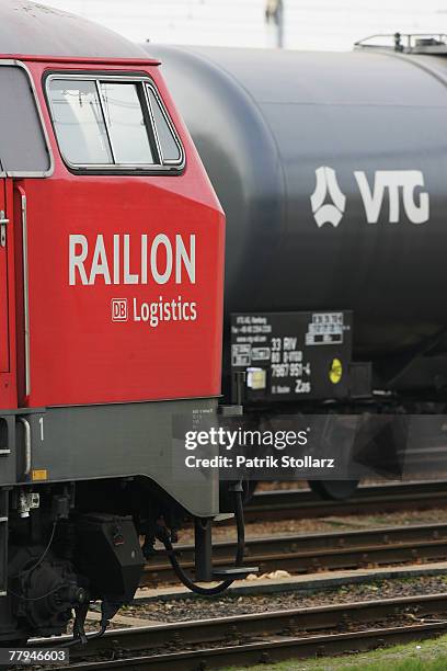 Train engines from the german logistic carrier "railion" park at the trainstation in Venlo,Netherlands on 16 November 2007.If the strike remains,...