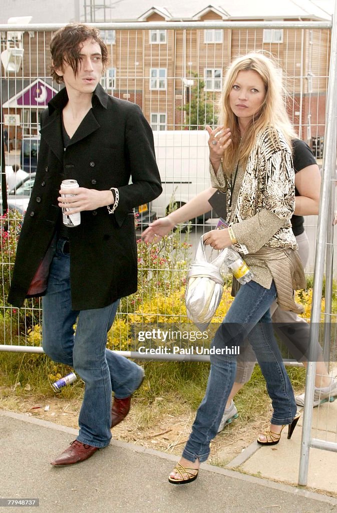 2005 Isle Of Wight Festival - Day 2 - Backstage