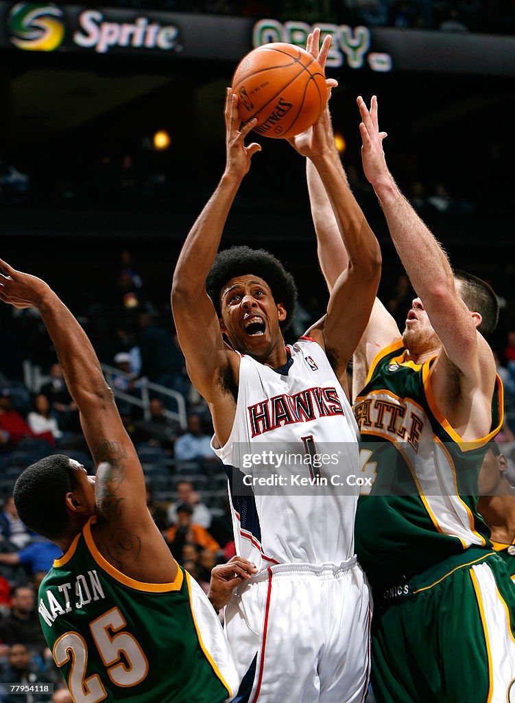 Seattle SuperSonics v Atlanta Hawks