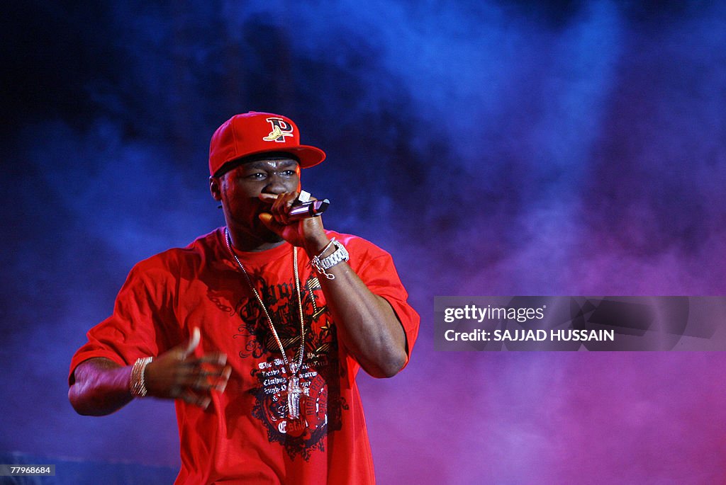 50 Pants Rapper US rapper 50 Cents performs on stage in Mumbai, 18 November 2007. 50 ...