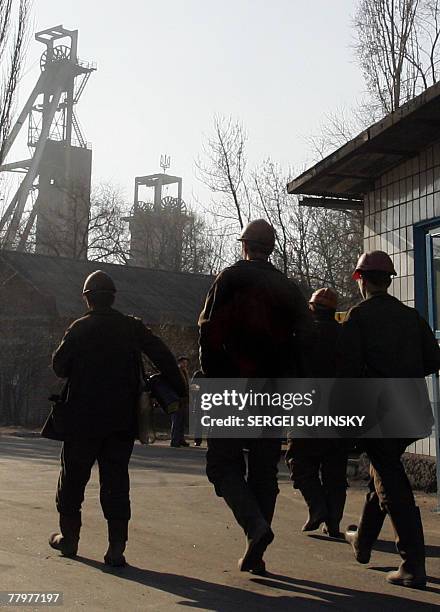 Zasyadko Rockets 69 2007 Zasyadko Mine Disaster Stock Photos, High-Res Pictures, and ...