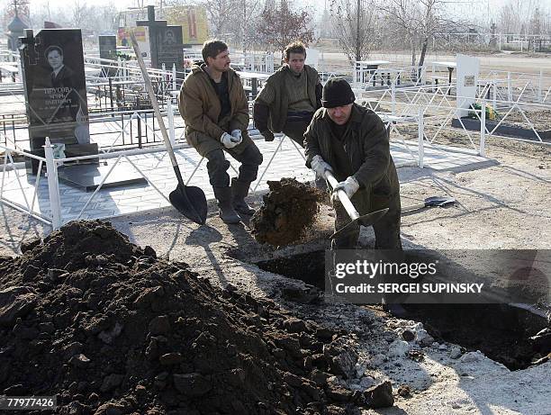 Zasyadko Rockets 69 2007 Zasyadko Mine Disaster Stock Photos, High-Res Pictures, and ...