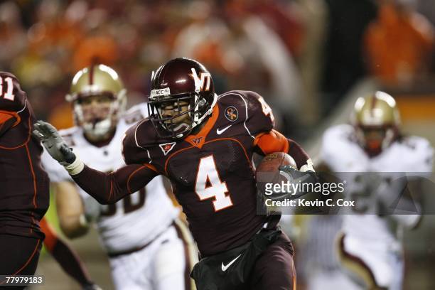 Eddie Royal of the Virginia Tech Hokies carries the ball during the game against the Boston College Eagles at Lane Stadium on October 25, 2007 in...
