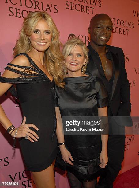 Model Heidi Klum, Victoria's Secret Catalogue CEO Sharen Turney and singer Seal arrive at the 12th Annual Victoria's Secret Fashion Show at the Kodak...