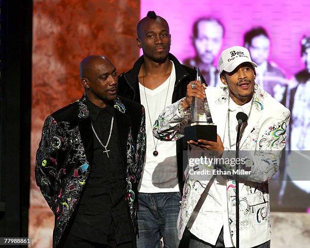Bones Rapper 2007 Rappers Layzie Bone Photos and Premium High Res Pictures - Getty Images