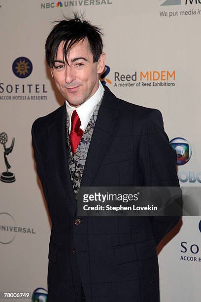 Actor Alan Cumming attends the 35th International Emmy Awards Gala at the New York Hilton on November 19, 2007 in New York City.