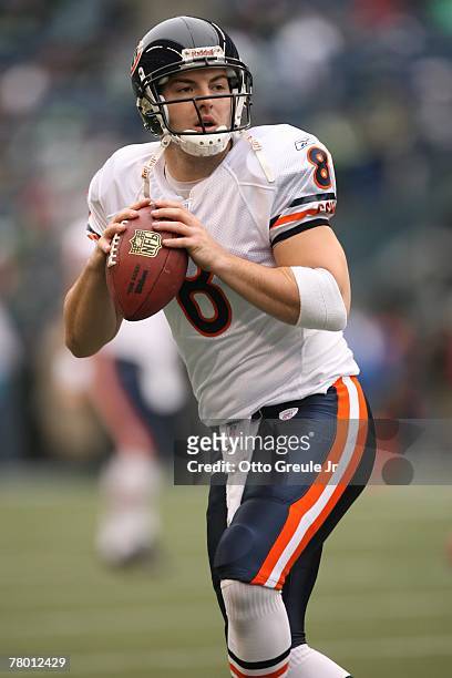 Rex Grossman of the Chicago Bears warms up before the game against the Seattle Seahawks at Qwest Field on November 18, 2007 in Seattle, Washington.