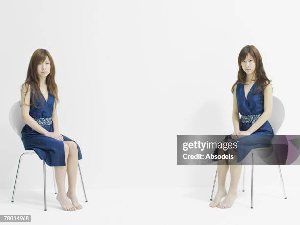 917点の椅子 座る 日本人 女性 全身のストックフォト Getty Images 917点の椅子 座る 日本人 女性 全身のストックフォト Getty Images