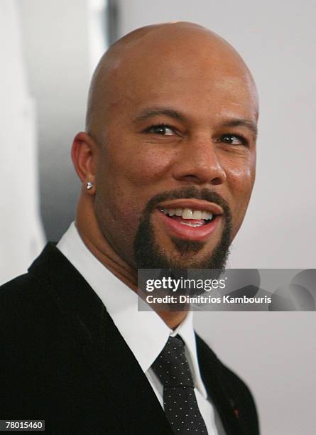 Common arrives at the "American Gangster" New York City Premiere at The Apollo Theater on October 19, 2007 in New York City
