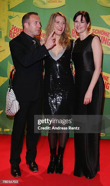 Actor Heino Ferch, director Vanessa Jopp and actress Martina Gedeck attend the 'Meine Schoene Bescherung' premiere at the Zoo Palast cinema on...