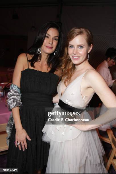 Teri Hatcher and Amy Adams at the World Premiere of Walt Disney Pictures' "ENCHANTED" at the El Capitan Theatre on November 17, 2007 in Hollywood, CA.