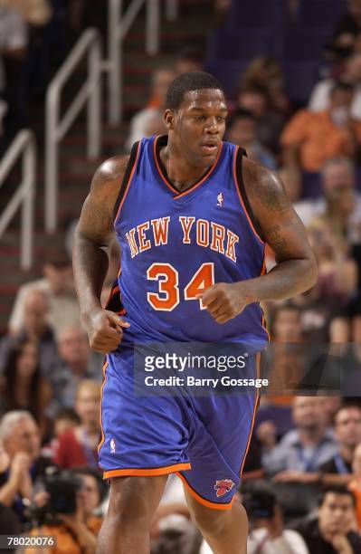 Eddy Curry of the New York Knicks runs downcourt during the game against the Phoenix Suns on November 13, 2007 at U.S. Airways Center in Phoenix,...