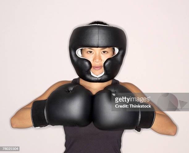 woman boxer - headwear ストックフォトと画像