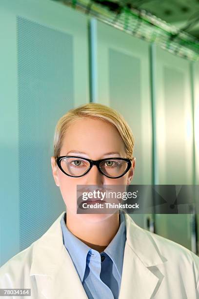 Computer Lab Coat Photos and Premium High Res Pictures - Getty Images