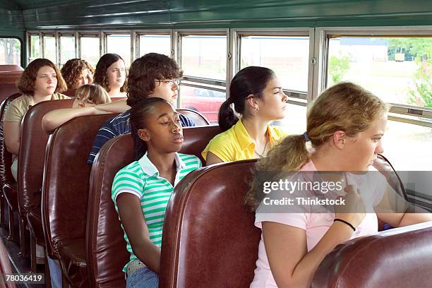 teenagers on school bus - field trip imagens e fotografias de stock