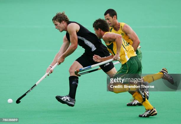 Steven Edwards of New Zealand in action during the first test match between the Australian Kookaburras and the New Zealand Black Sticks held at...