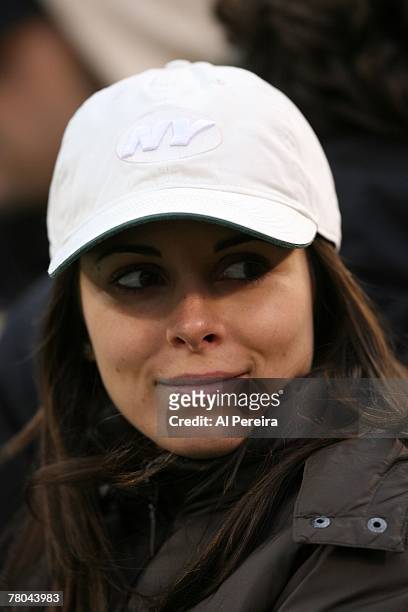 Actress Jamie-Lynn Sigler enjoys the game between the New York Jets and the Pittsburgh Steelers at Giants Stadium, The Meadowlands, East Rutherford,...