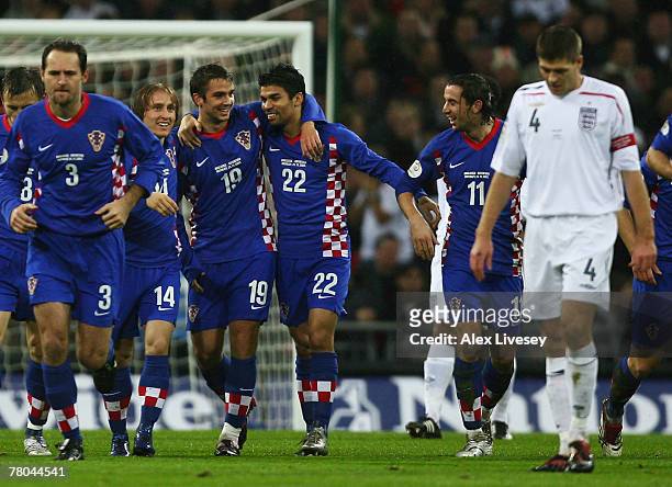 Croatia celebrate Niko Kranjcar of Croatia scoring their 1st goal during the Euro 2008 Group E qualifying match between England and Croatia at...
