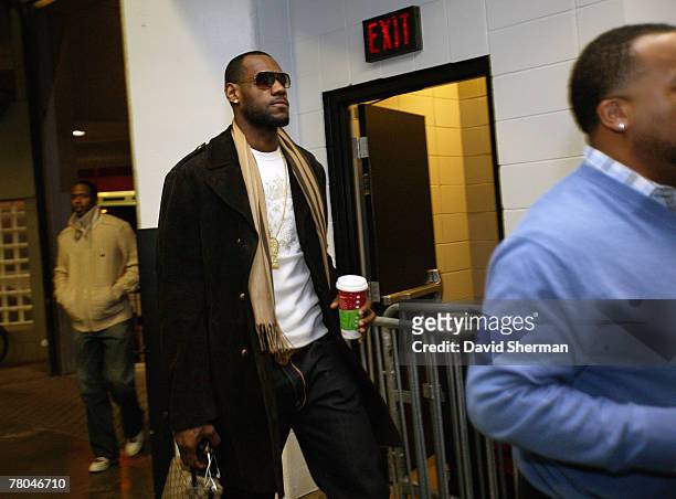 LeBron James of the Cleveland Cavaliers arrives for the game against the Minnesota Timberwolves on November 21, 2007 at the Target Center in...