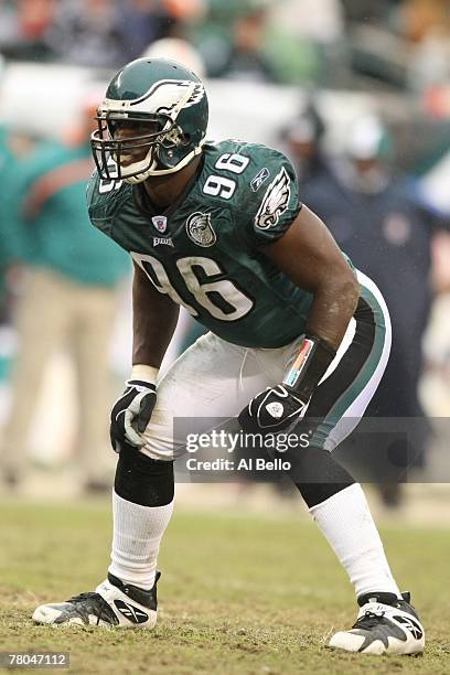 Omar Gaither of the Philadelphia Eagles crouches into position during the NFL game against the Miami Dolphins at Lincoln Financial Field on November...